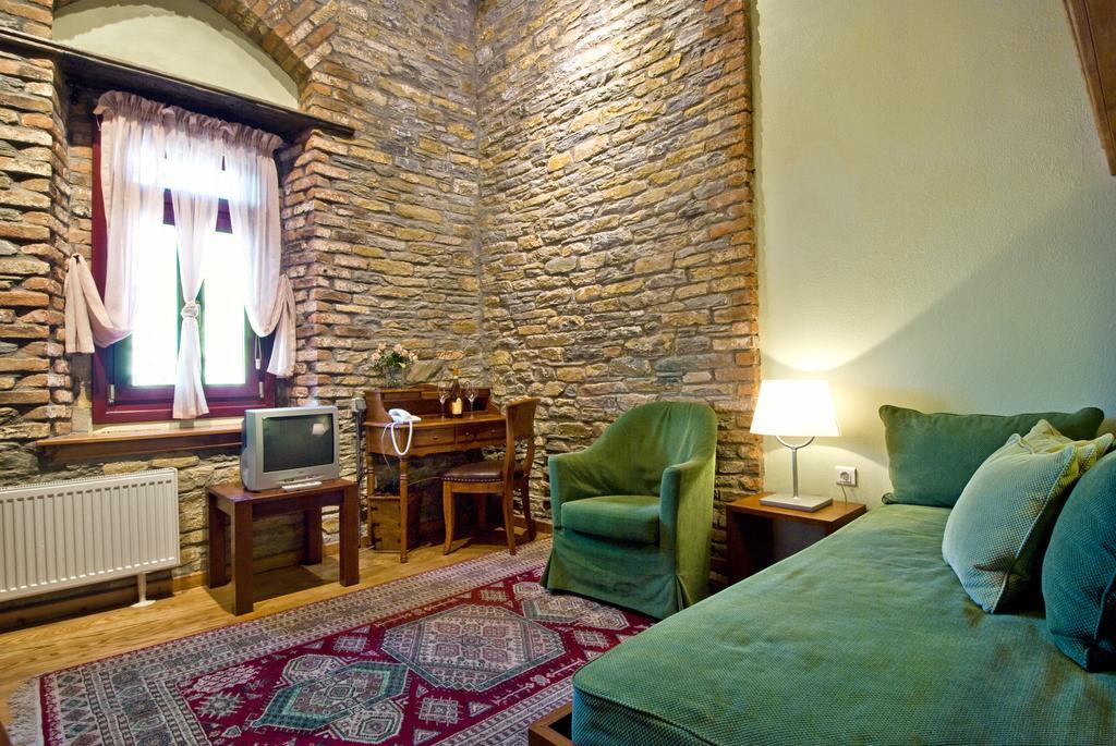 Anovolios Boutique Hotel Ayios Yeoryios Nileias Exteriör bild